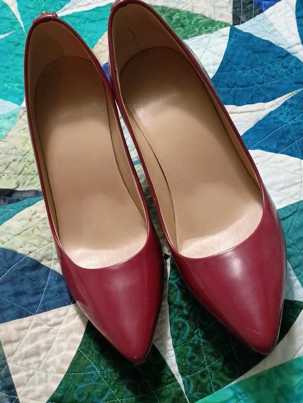 Michael Kors. Classic Women's Pointed-Toe Pumps in Burgundy